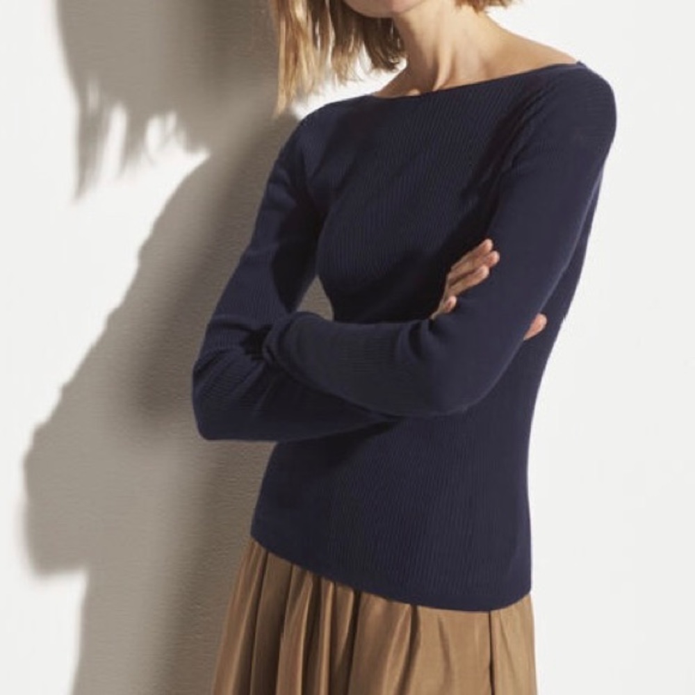 VINCE. • Blue Boat Neck Long Sleeve Top
